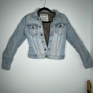 NWT Denim jacket light washed w/faux fleece lining size large petite/juniors